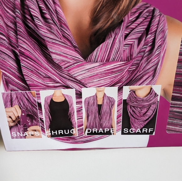 Champion Lightweight Snap Scarf - Picture 2 of 3